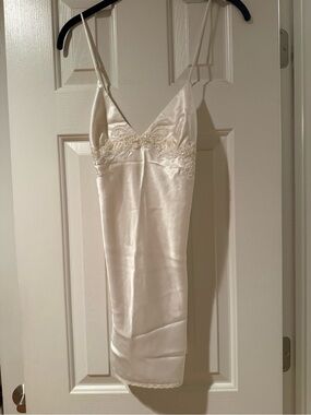 Victoria’s Secret Y2K Bridal vintage wedding embellished robe and camisole XS S